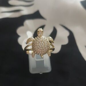 Tremendous Turtle 18kt gold plated Ring